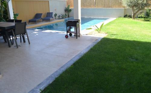 Cesme Villa | Süper lüks havuzlu merkezde