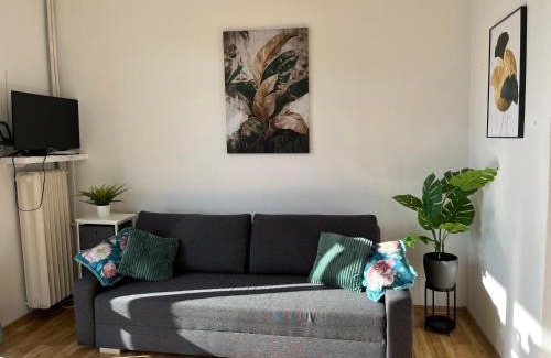 Zoliborz Apartment | Słoneczny apartament na Żoliborzu dla 2 osób przy Arkadii