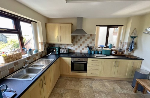 Cemaes Bay House | Sŵn y Nant Modern Coastal Cottage, Cemaes Bay, Anglesey