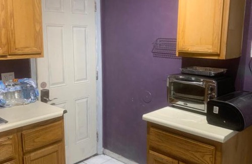 Eastside Bed & Breakfast | S&B Bed& Breakfast
