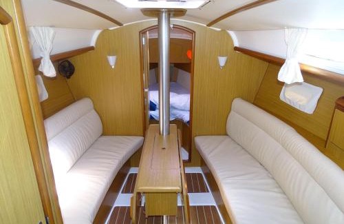 Corfu Town Boat Rental | S Odyssey 21032i
