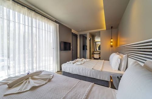Oludeniz Hotel | S3 Seahorse Beach Club & Hotel