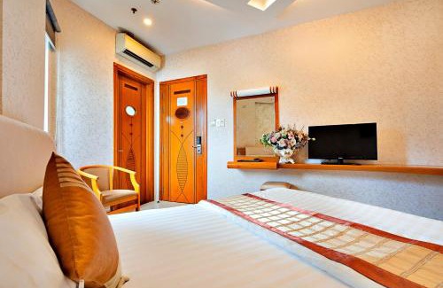 District 10 Hotel | S79 Happy 7 Ly Thai To Street
