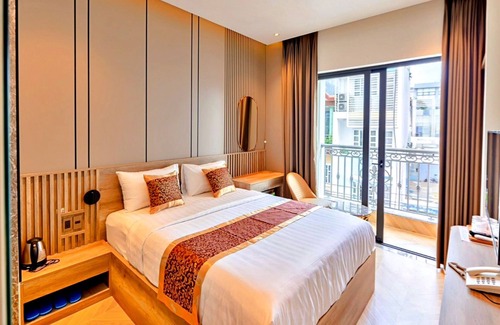 District 10 Hotel | S79 My My Hotel 2