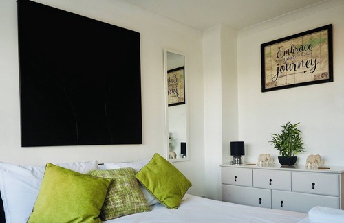 Taunton Apartment | SA Today St Margarets Court Taunton