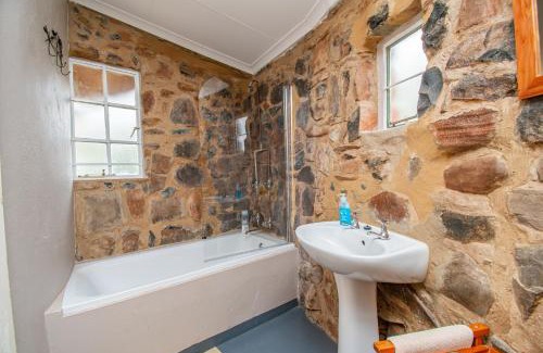 Magaliesberg Apartment | Saamrus Guest Farm