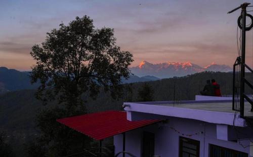 Almora House | Saanjh Binsar, Himalaya ka Dwaar