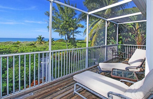 Wulfert House | Saba Winds South Beachfront