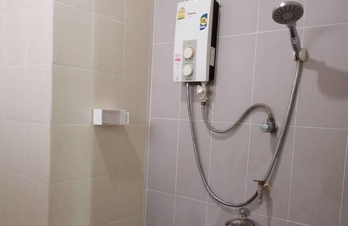 Lat Krabang Apartment | SabaiPlace Hotel