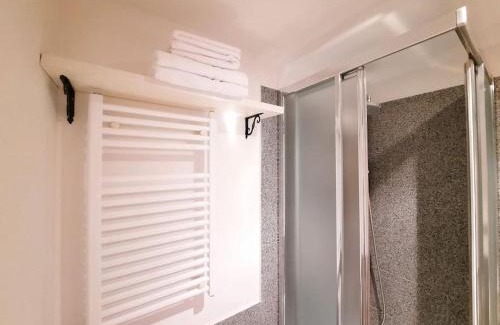 Sabaris Apartment | Sabaris, Baiona, estudio diseño, parking privado, piscina