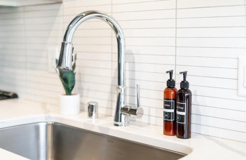Warehouse District Apartment | Sable 206 - Alcove