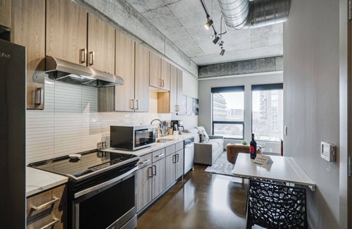 Warehouse District Condo | Sable 302 - Alcove