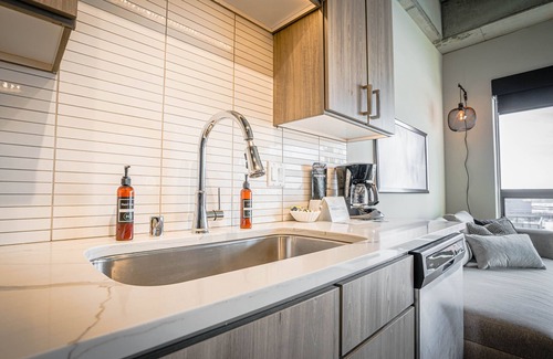 Warehouse District Condo | Sable 801 - Alcove