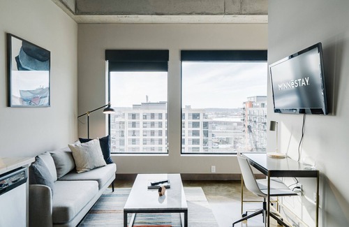 Warehouse District Condo | Sable 806 - Alcove