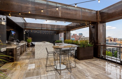 Warehouse District Condo | Sable 91 - Penthouse