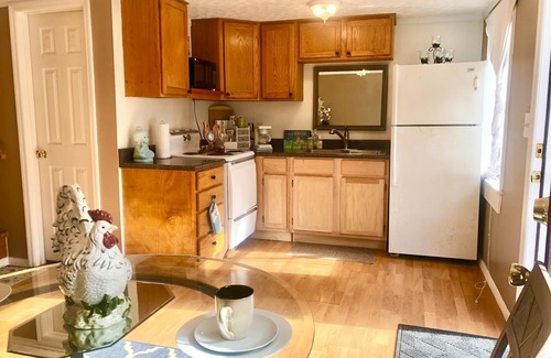 Fort Payne House | Sacred Sanctuary ~ Walking Distance to Downtown Fort Payne AL.