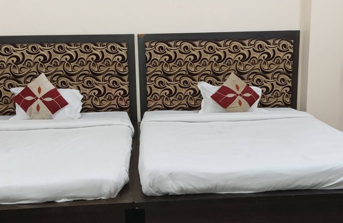 Sualkuchi Hotel | Sacred Stay