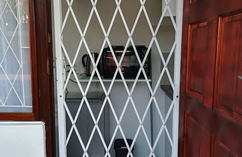 Durban North Cottage | Sacredsutine Garden Studio, Durban North