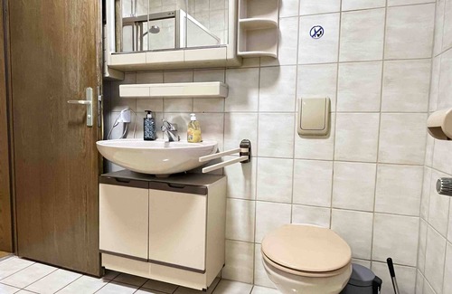 Schwandorf Apartment | (SAD501) Comfy workers rental
