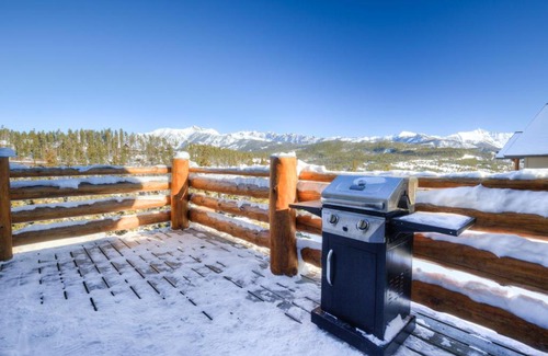 Saddle Ridge Apartment | Saddle Ridge Townhome-Unit B1