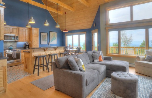 Rangeley Condo | Saddleback - RP Condo - Hendrickson 12 - built in 2021 - ski-in/ski-out