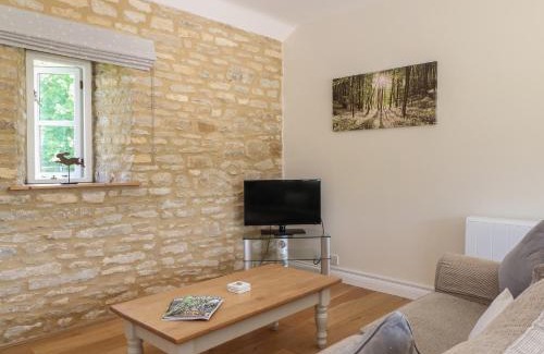 Witney House | Saddlebacks Barn