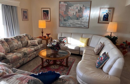 Saddlebrooke House | Saddlebrooke-Home on golf course and walking distance to clubhouse.