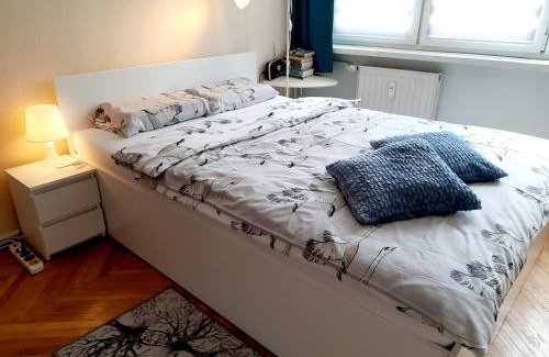 Zoliborz Apartment | "Sady Flat"