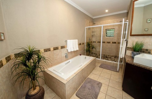 Hazyview House | Safari Bed & Breakfast