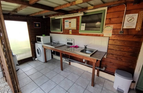 Saint-Jory-de-Chalais Ski Chalet | Safari Glamping Tent in the Dordogne