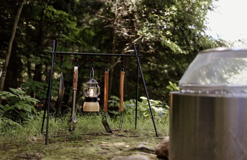 North Woodstock RV Rental | Safari Tent Site 7 | 1 Queen Bed & 1 Twin Bed | Pond View