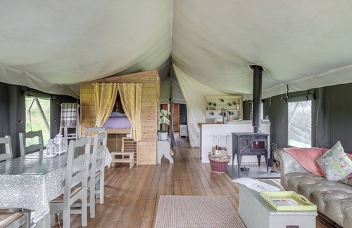 Ross-on-Wye Cottage | Safari Tent Two - UK44405
