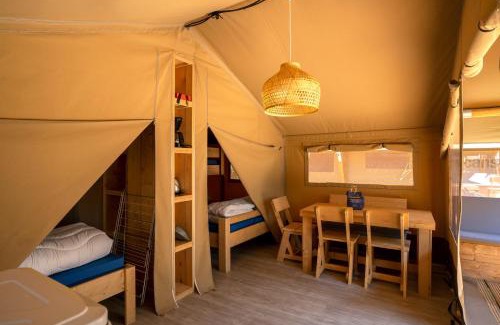 Kamperland Other | Safaritent de Windroos