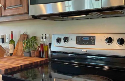 Tifton Apartment | Safe and calm neighborhood.