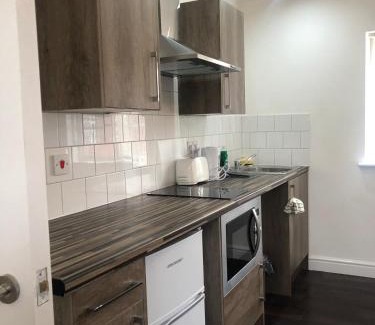 Thorpe Satchville Apartment | Safe Move - 23 Lancaster House