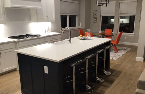 Aledo House | Safe & Quiet Private Room + Bath Shared Home w/Host