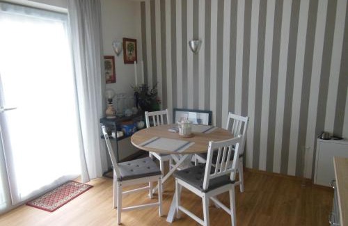 Lochmuhle Apartment | Saffenburgblick