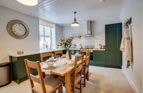 Buxton Cottage | Sage Cottage: Homely, Cosy Cottage with Log Burner