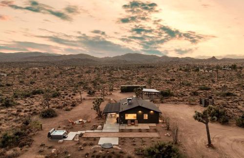 Pioneertown House | Sage Moon By The Cohost Company