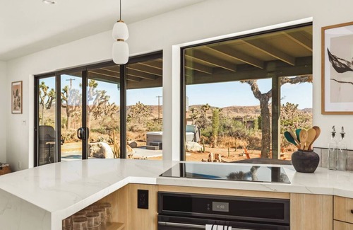 Pioneertown House | Sage Moon | Hot Tub, Fire Pit & Views