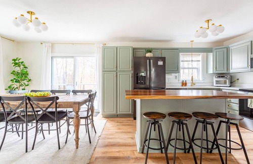 Mount Marion Apartment | Sage Retreat
