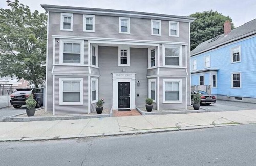Newburyport Apartment | Sage Suite at The Hygge House