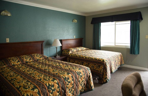 Southwest Anaheim Hotel | Sahara Motel