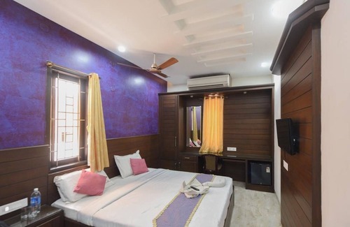 Chromepet Hotel | Sai Enclave Residency