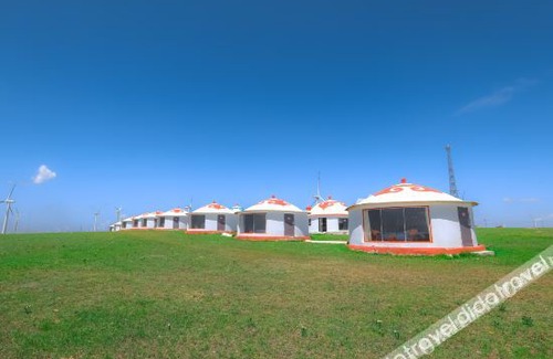 Qahar Right Middle Banner Hotel | Saibei Station (Huiteng Xile Grassland Pearl Branch)