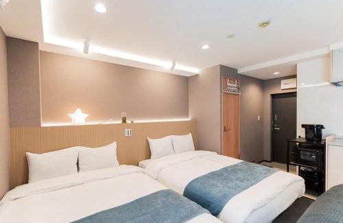 Honmachi Apartment | saiei hotel 402