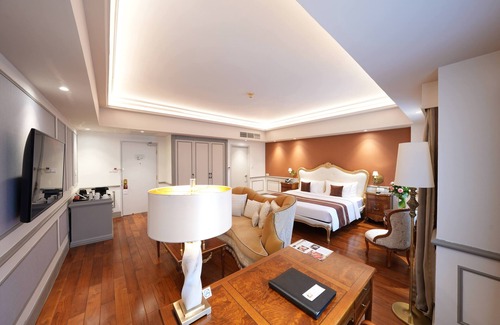 Nguyen Hue Walking Street Hotel | Saigon Prince Hotel