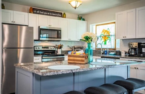 Lakeland House | Sail Away Retreat in Lakeland Fl