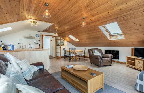 Yarmouth Apartment | Sail Loft