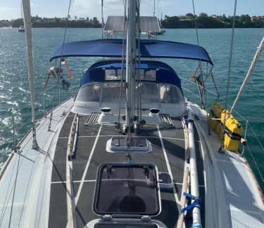 Carti Tupile Boat Rental | Sailing in San Blas private boat